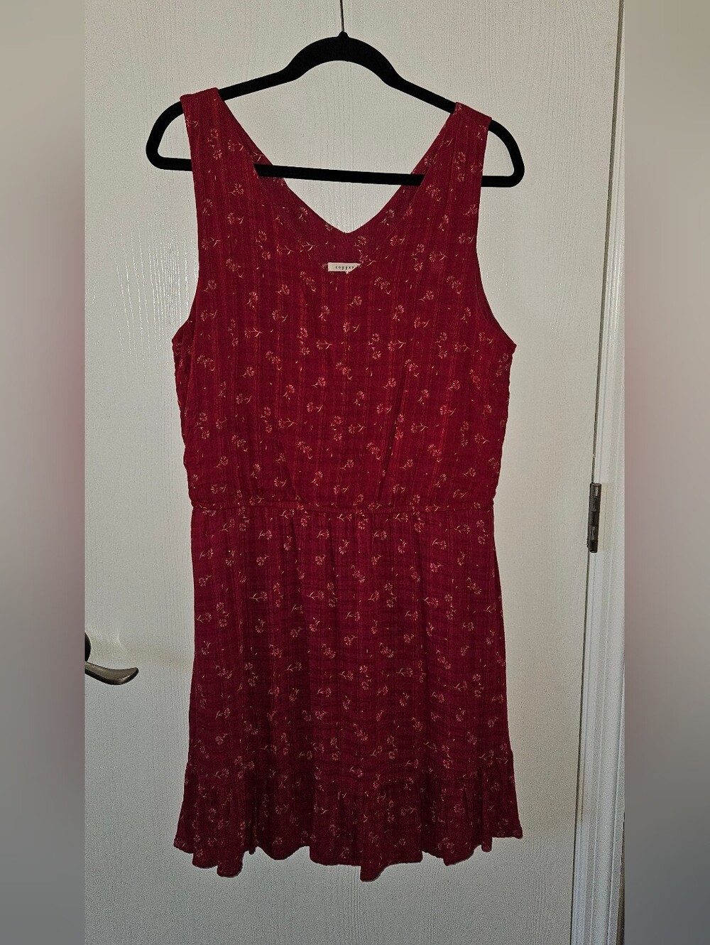 Red Sleeveless V-Neck Floral Midi Dress